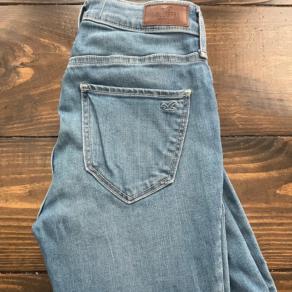 Hollister High Rise Super Skinny